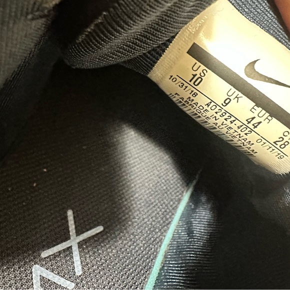 Nike Air Max 720 Obsidian Blue Purple AO2924-402 Mens Size 10 Rare - Picture 10 of 10